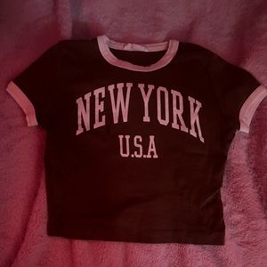 NEW YORK, crop top tee, brown, (says small but it’s meant for piete)